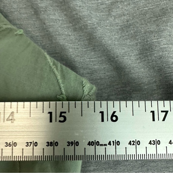 Hollister Green Floral Embroidered Babydoll Camisole Size L NWT - Picture 6 of 8